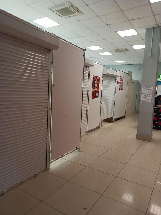 Сдается торговое помещение 80м2 с отдельным входом . фото