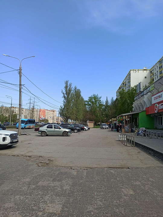 Сдается торговое помещение 80м2 с отдельным входом . фото