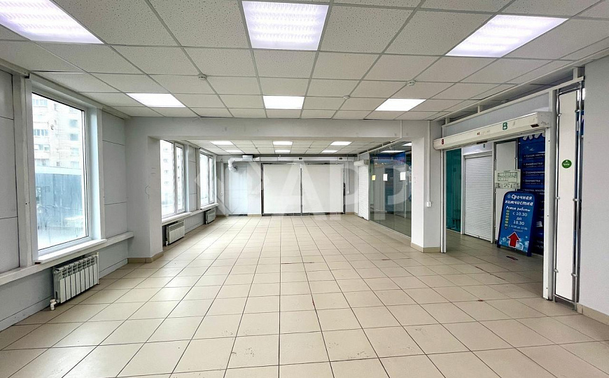 Аренда в ТЦ Меркурий, 2 этаж 36 и 28 м² фото