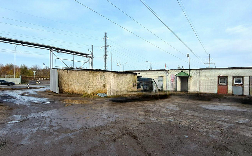 Производственная база с арендаторами, 3000 м² фото