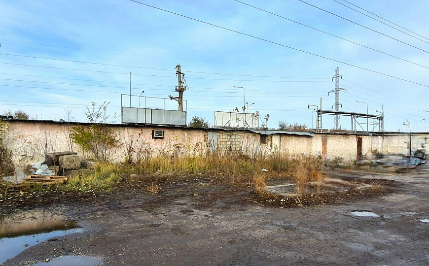 Производственная база с арендаторами, 3000 м² фото