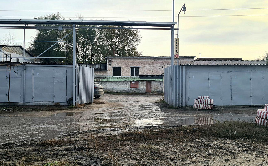 Производственная база с арендаторами, 3000 м² фото