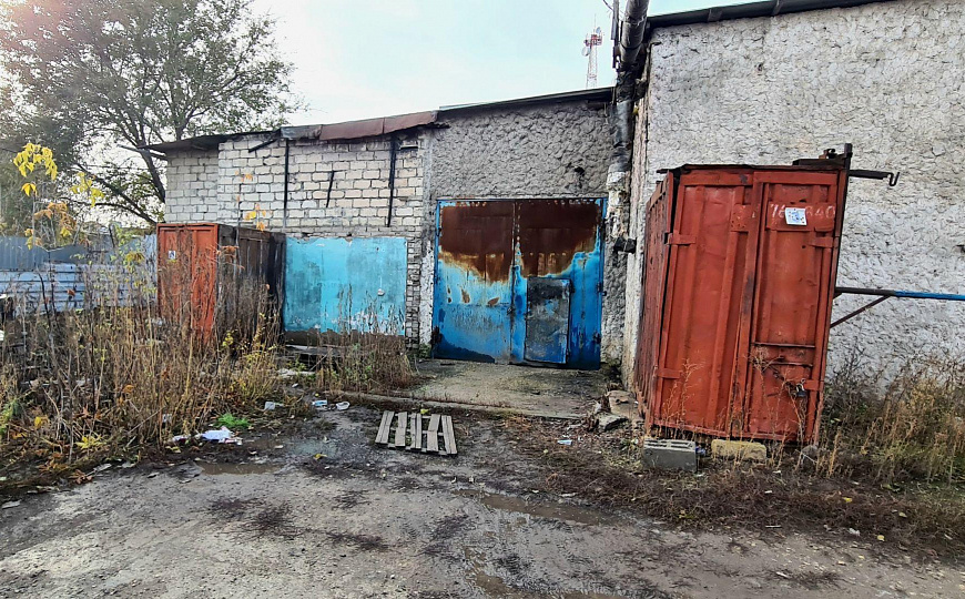 Производственная база с арендаторами, 3000 м² фото