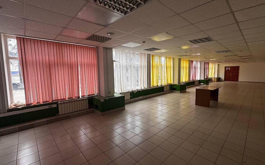Помещения 150 кв.м. в офисном здании фото