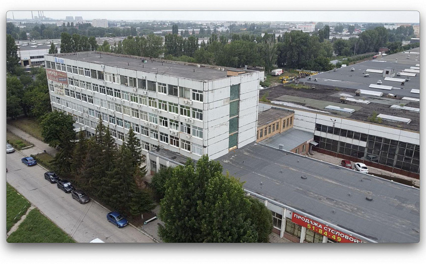 Помещения 150 кв.м. в офисном здании фото