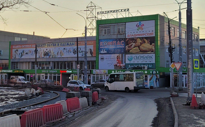 Торговый центр, 3 310 м² фото