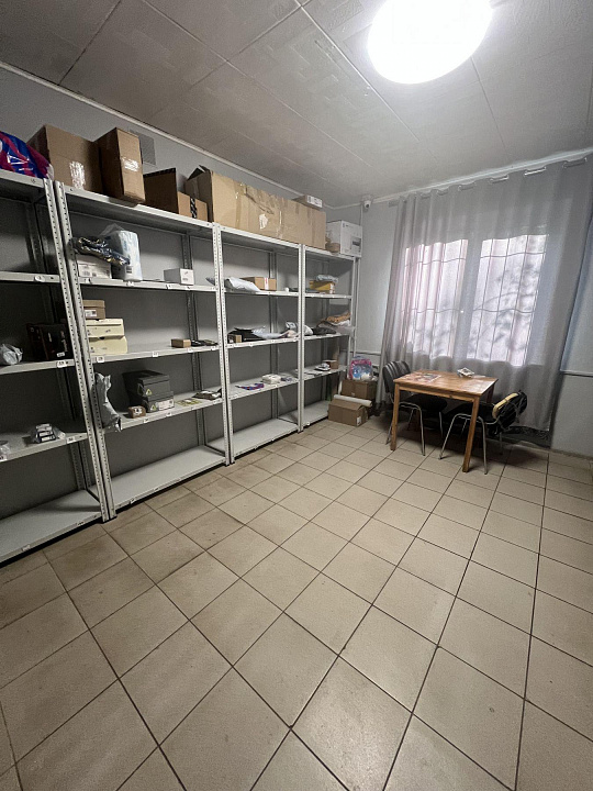 Продается торговое помещение на первой линии 43м2  с арендаторами ОЗОН  фото