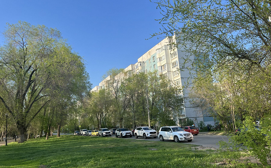 Продается торговое помещение на первой линии 43м2  с арендаторами ОЗОН  фото