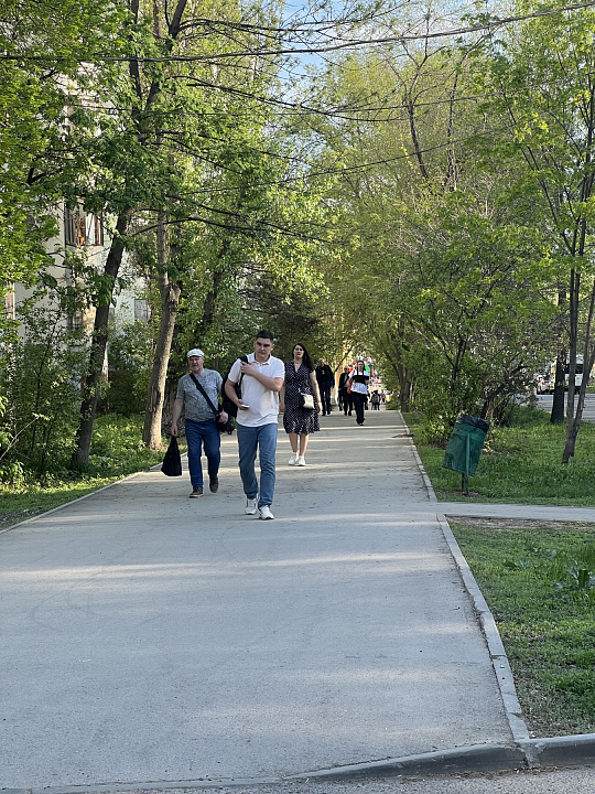 Продается торговое помещение на первой линии 43м2  с арендаторами ОЗОН  фото