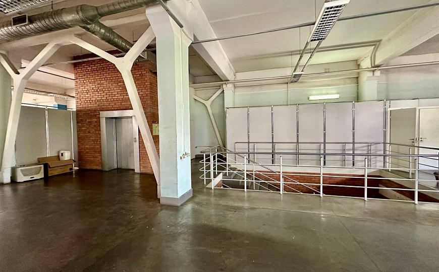 Сдам помещение свободного назначения, 800 м² фото