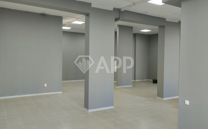 Сдаю рядом с ТЦ Мега  187 м², высокий трафик! фото