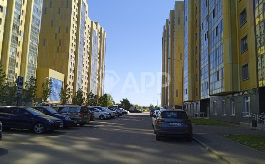 Сдаю рядом с ТЦ Мега  187 м², высокий трафик! фото