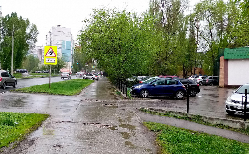 Сдается в аренду одноэтажное отдельно стоящее здание свободного назначения 233 м2. фото