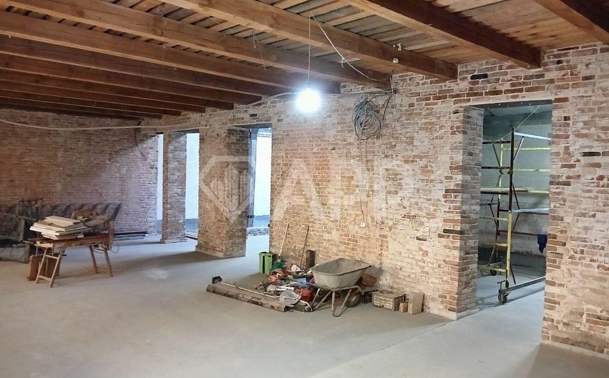Сдам помещение свободного назначения, 180 м² фото