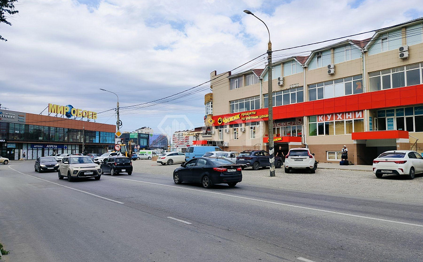 Сдаю помещение свободного назначения, 350 м² фото