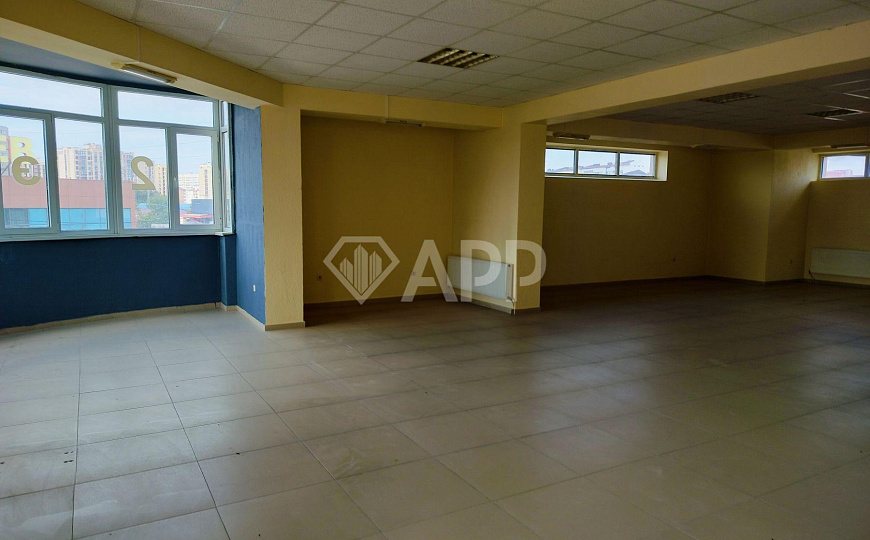 Сдаю помещение свободного назначения, 350 м² фото