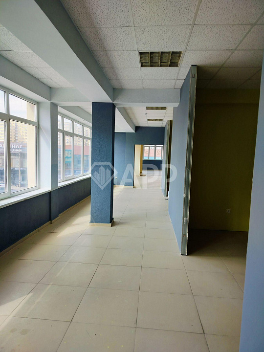 Сдаю помещение свободного назначения, 350 м² фото
