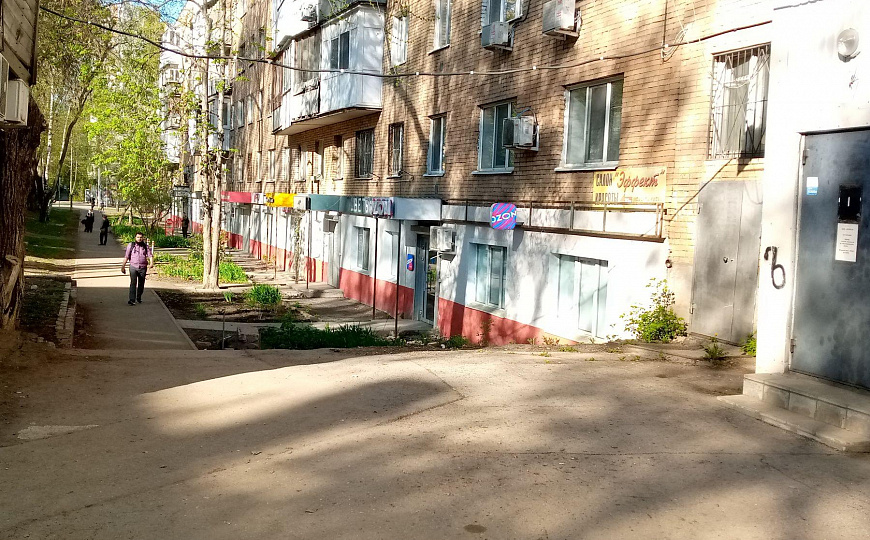 Сдам в аренду помещение свободного назначения с хорошим трафиком фото
