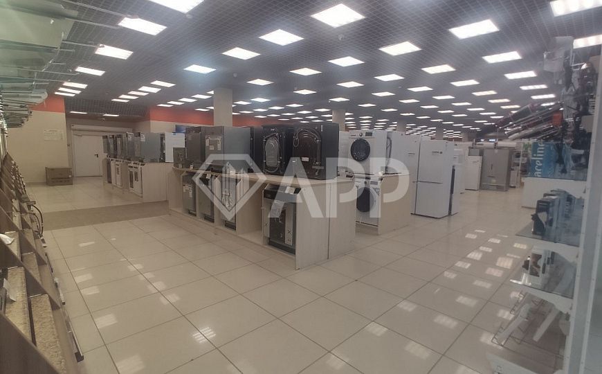 Сдаю помещение с очень высоким трафиком, 760м² фото