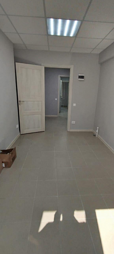  Офис с мокрой точкой для бьюти услуг, 16,2 и 17.5 м² фото