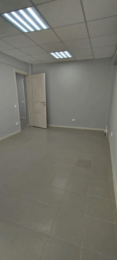  Офис с мокрой точкой для бьюти услуг, 16,2 и 17.5 м² фото