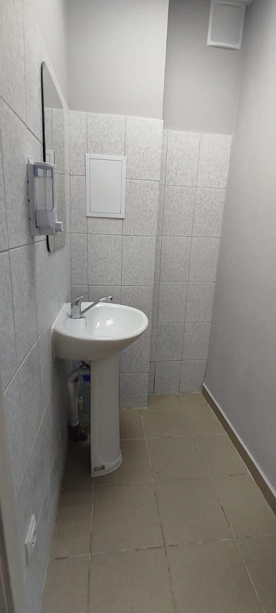  Офис с мокрой точкой для бьюти услуг, 16,2 и 17.5 м² фото