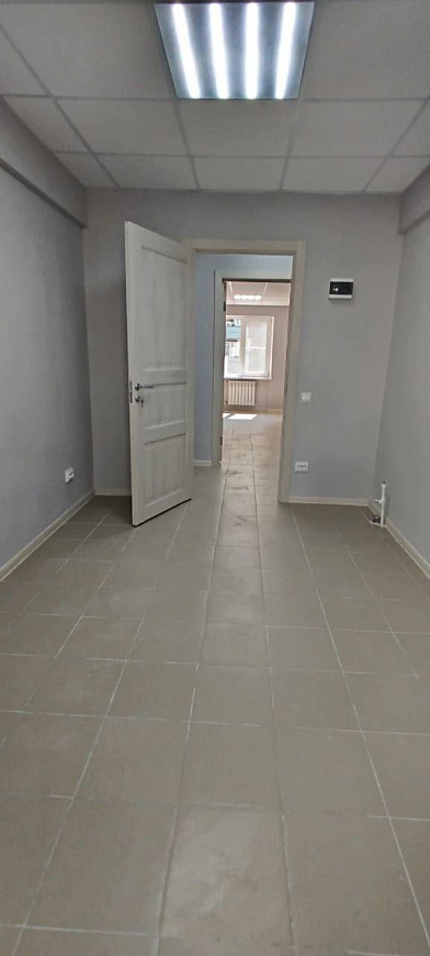  Офис с мокрой точкой для бьюти услуг, 16,2 и 17.5 м² фото