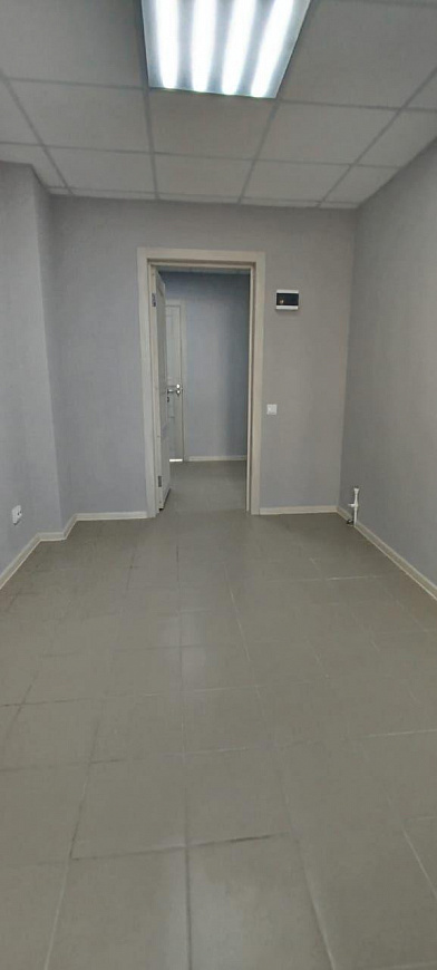  Офис с мокрой точкой для бьюти услуг, 16,2 и 17.5 м² фото