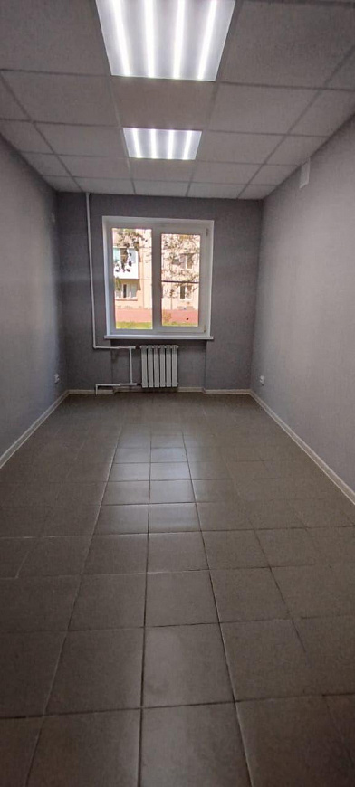  Офис с мокрой точкой для бьюти услуг, 16,2 и 17.5 м² фото