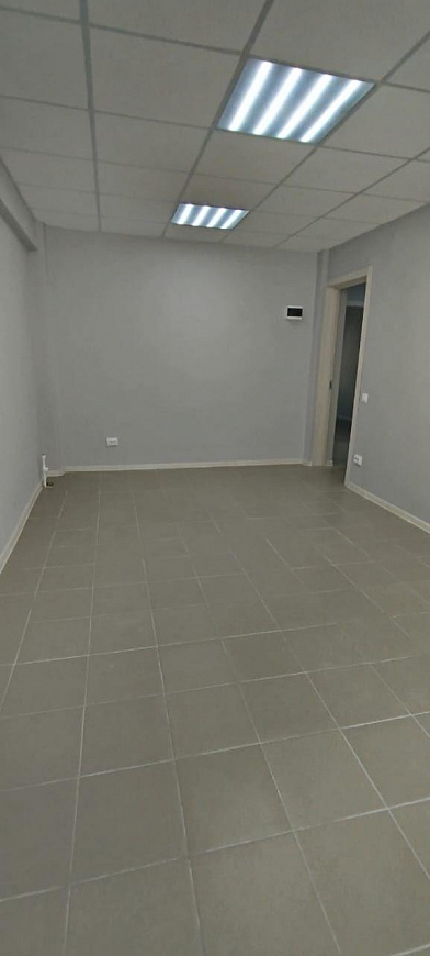  Офис с мокрой точкой для бьюти услуг, 16,2 и 17.5 м² фото