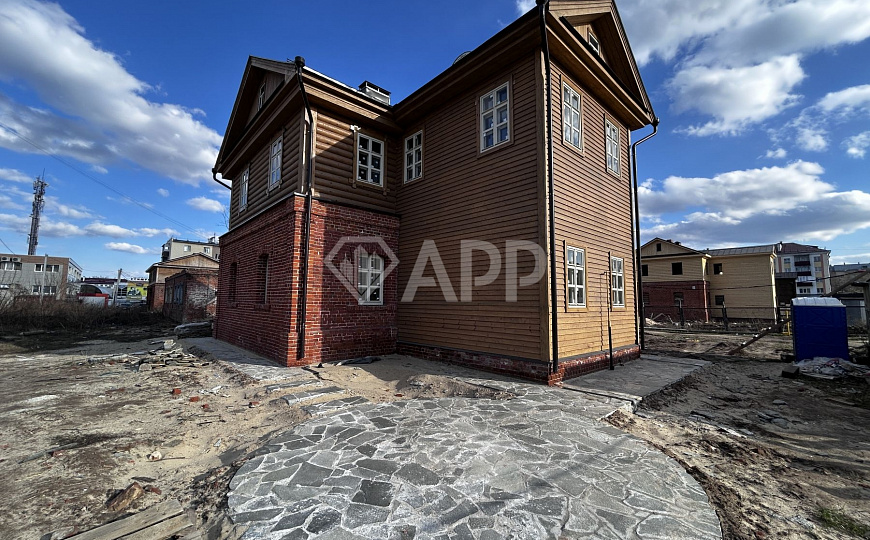 Аренда в восстановленных полукамушках фото