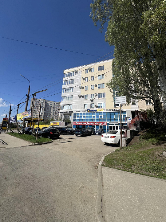 Сдается в аренду помещение 246.7м2 в Бизнес-центре . фото