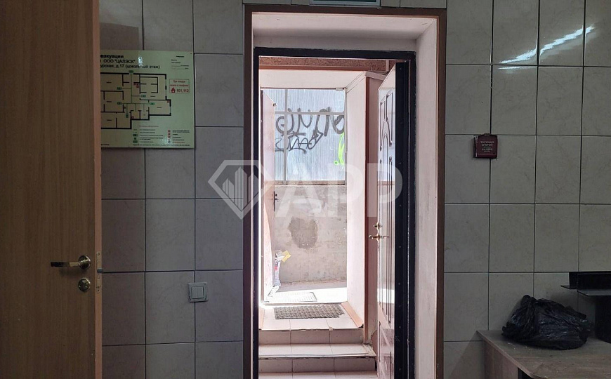 Помещение свободного назначения 139,2 м² фото