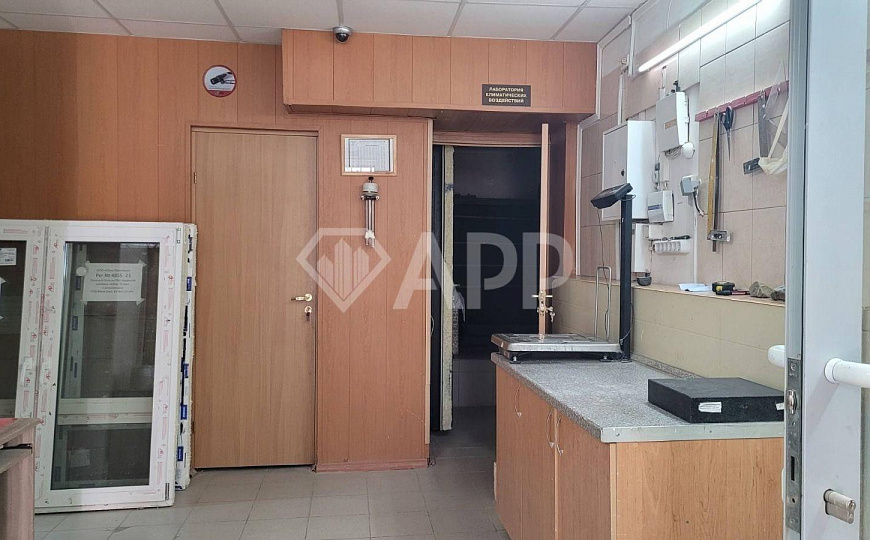 Помещение свободного назначения 139,2 м² фото