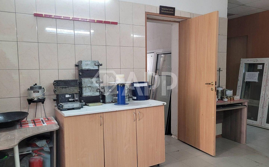 Помещение свободного назначения 139,2 м² фото