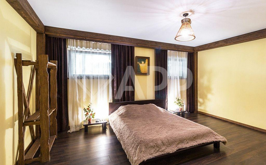 База отдыха, дом 450 м² + земля 2.5 га фото