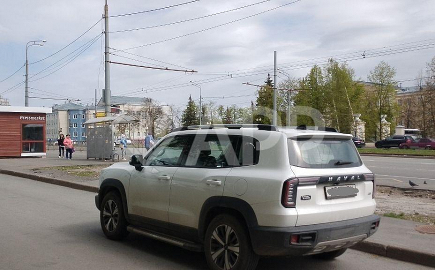Сдаётся торговое помещение на трафике фото