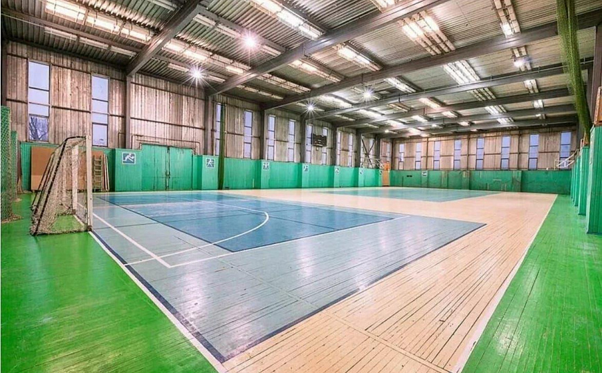 Без колонн. Потолки 9 м., 830 м² фото
