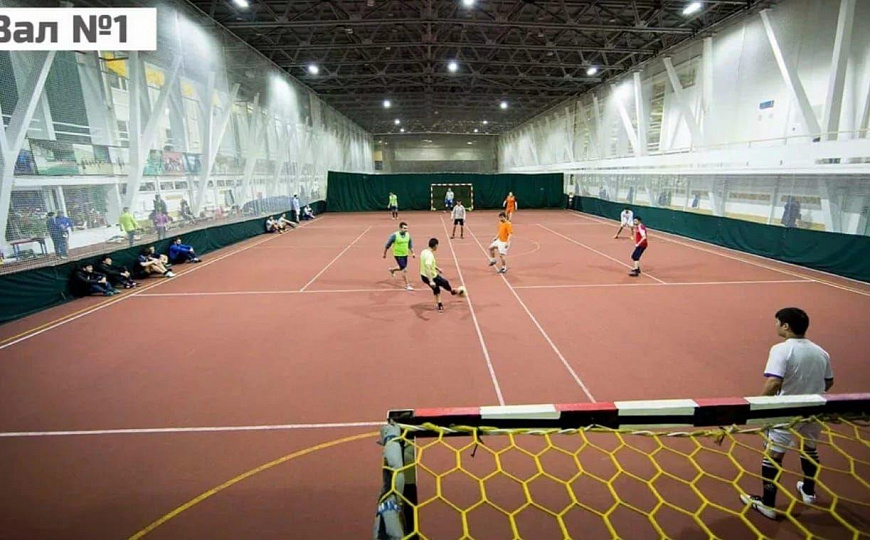 Без колонн. Потолки 9 м., 830 м² фото