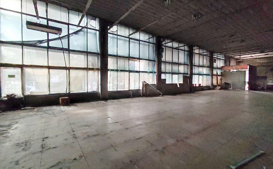 Без колонн. Потолки 9 м., 830 м² фото