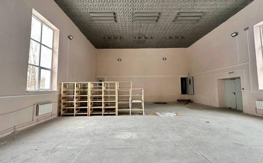Аренда здания 2036 м2 под пансионат в г.Новокуйбышевске фото