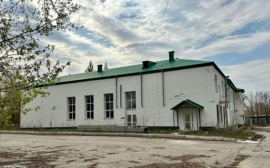 Аренда здания 2036 м2 под пансионат в г.Новокуйбышевске фото