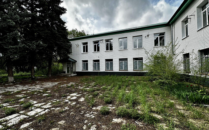 Аренда здания 2036 м2 под пансионат в г.Новокуйбышевске фото