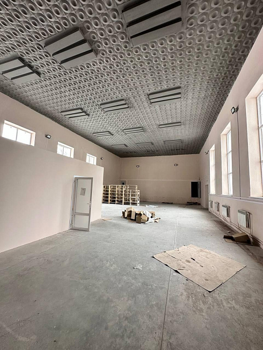 Продажа здания 2036 м2 в г.Новокуйбышевск под мед.центр фото
