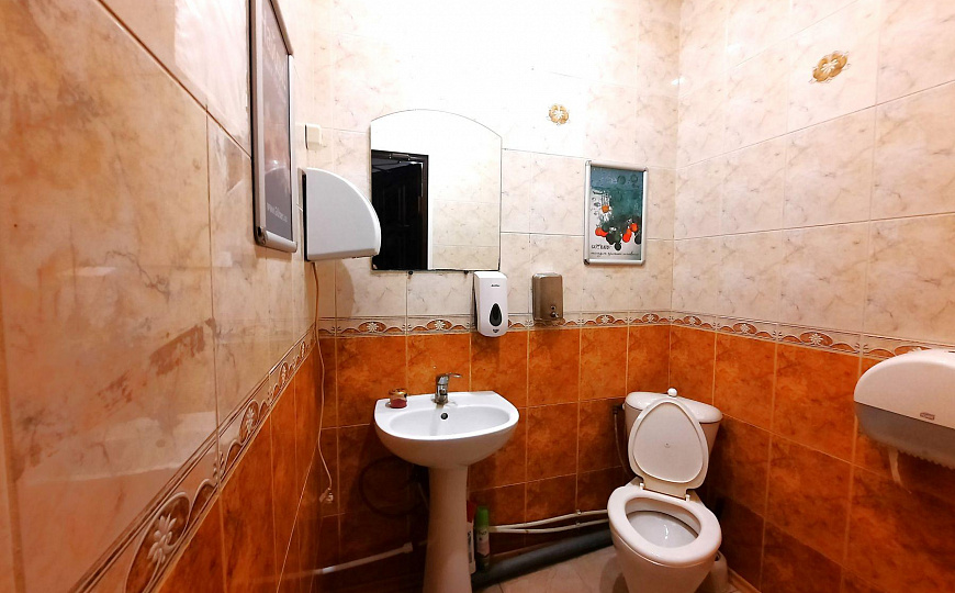 Сдам помещение свободного назначения, 326,8 м² фото