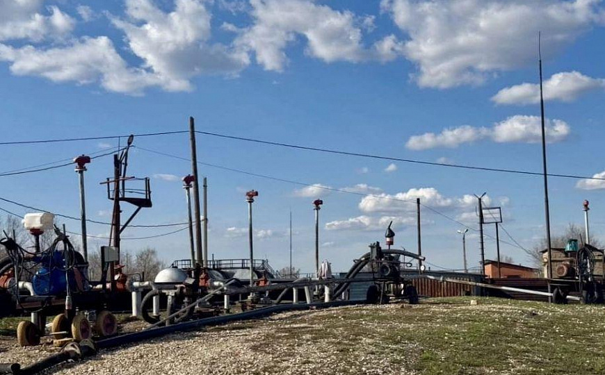 Аренда нефтебазы с ж/д путями фото