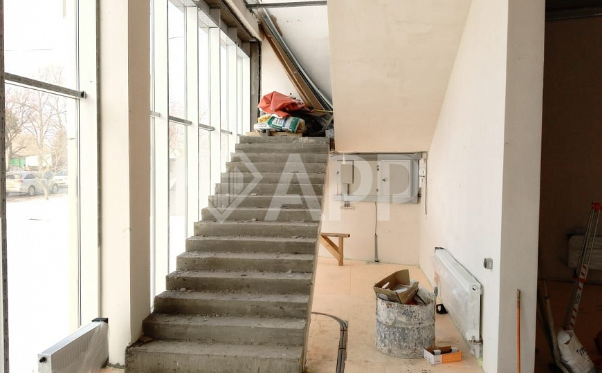 Сдаю помещение свободного назначения, 75 м² фото