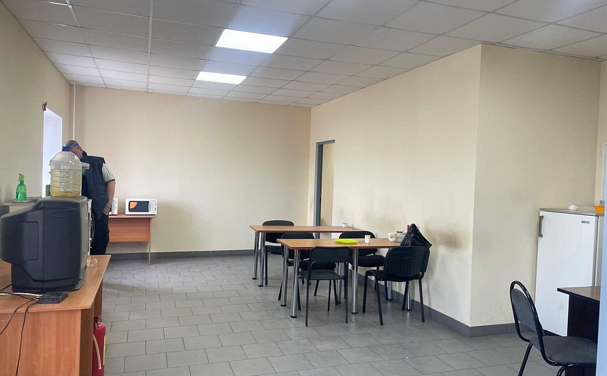 Аренда теплого складского помещения, а также офисные и подсобные помещения фото