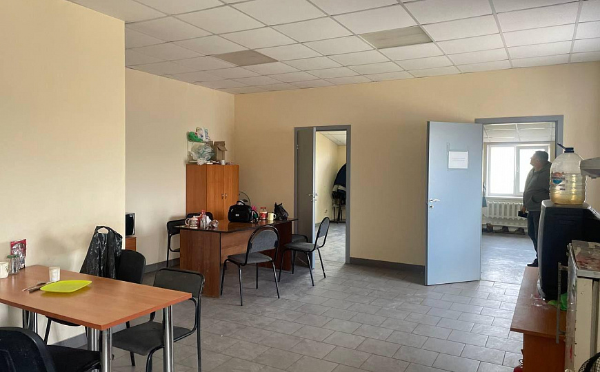 Аренда теплого складского помещения, а также офисные и подсобные помещения фото