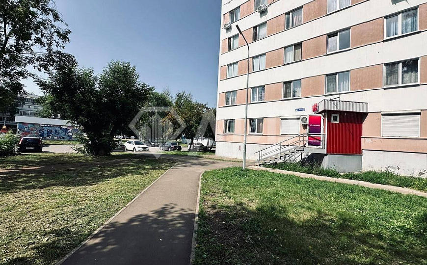 Продаётся помещение с действующим арендатором фото